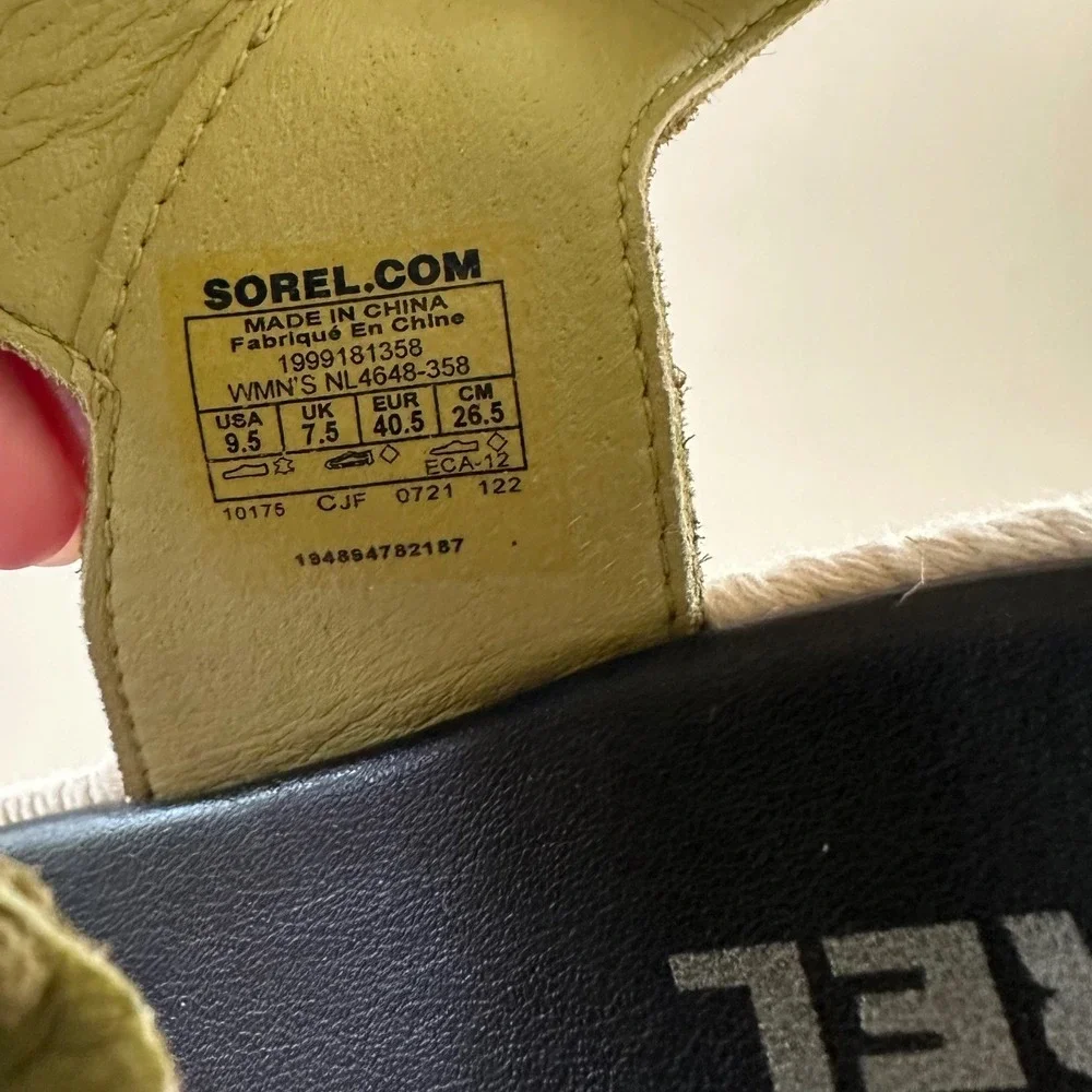 Sorel Cameron Wedge Sandals Womens Size 9.5 Olive Green Espadrille Shoes Suede